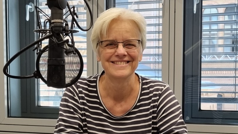 Ulrike Herrmann (taz) im phoenix Politik-Podcast