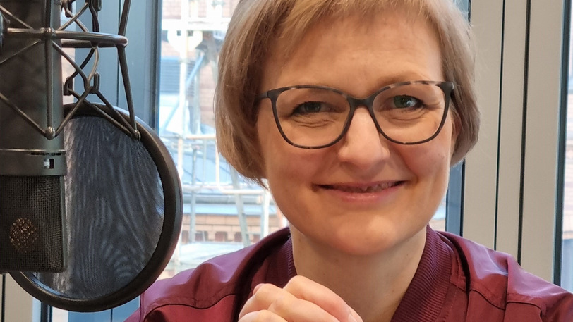 Grünen-Parteivorsitzende Franziska Brantner im phoenix-Politik-Podcast